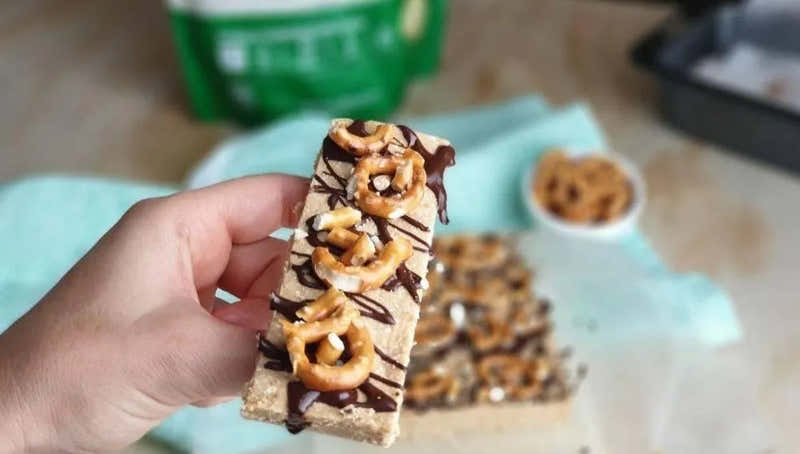 Pretzel Protein Bars