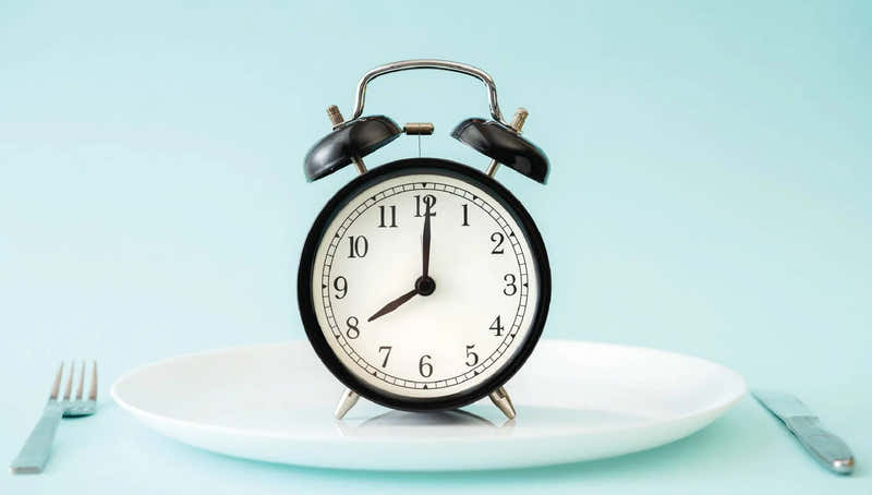 What the F is IF (Intermittent Fasting)?