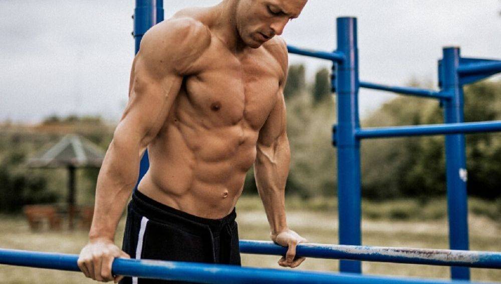 Our 7 favourite exercises to get massive, strong abs